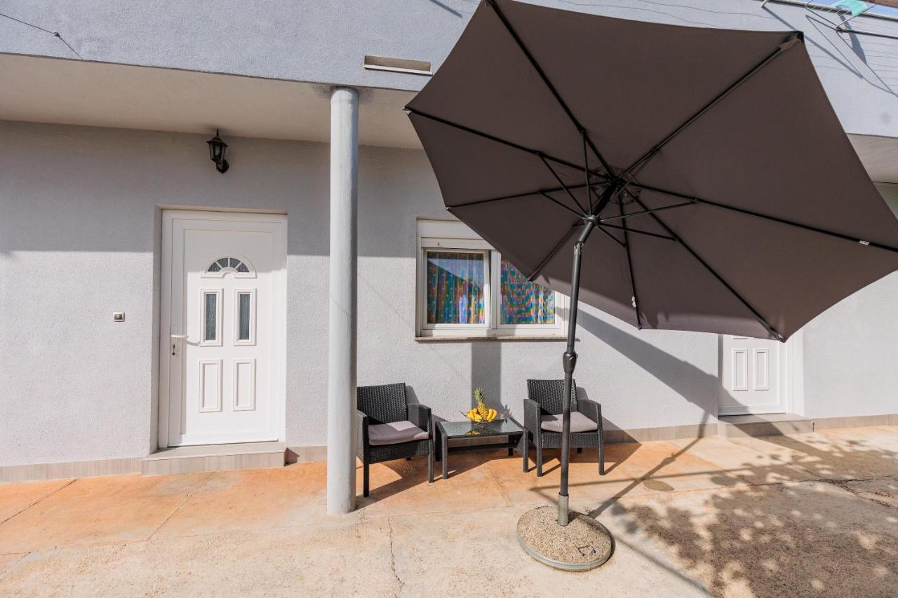 Apartman Toni Zadar Buitenkant foto