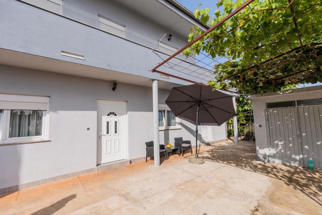 Apartman Toni Zadar Buitenkant foto
